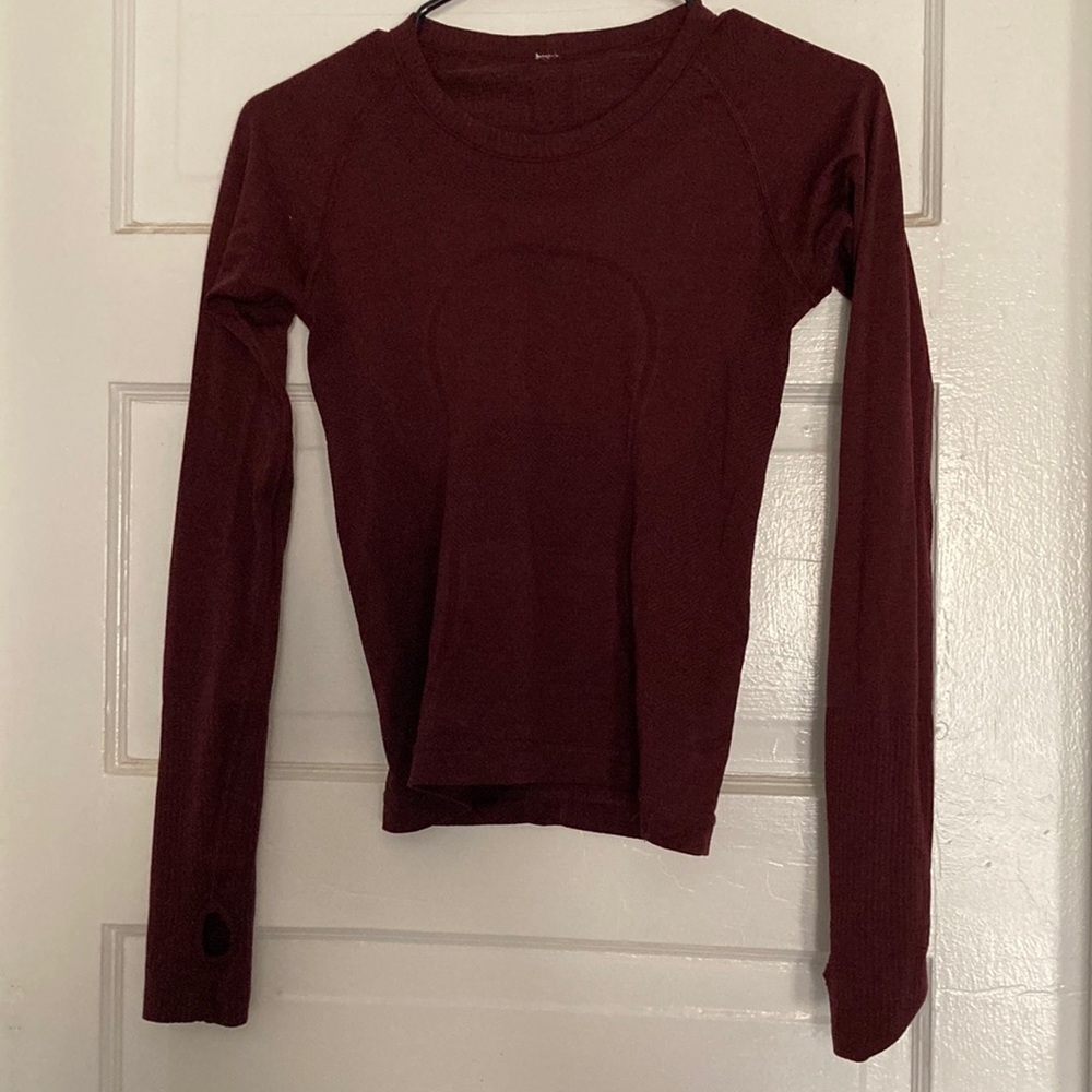 Lululemon long sleeve top